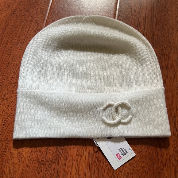 Chanel cashmere beanie - Picture 4 of 5